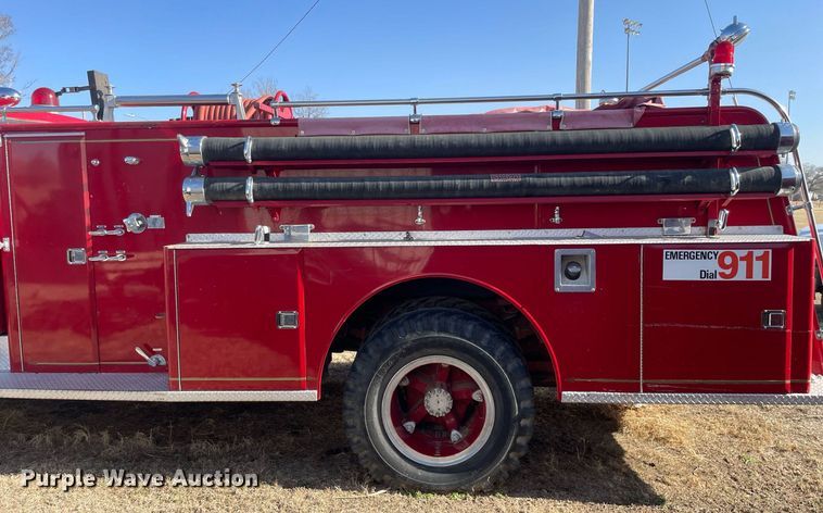 image for item MA9966 1973 Ford F750  pumper fire truck
