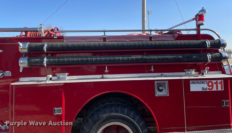 image for item MA9966 1973 Ford F750  pumper fire truck