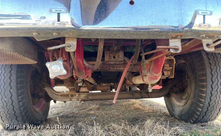 image for item MA9966 1973 Ford F750  pumper fire truck