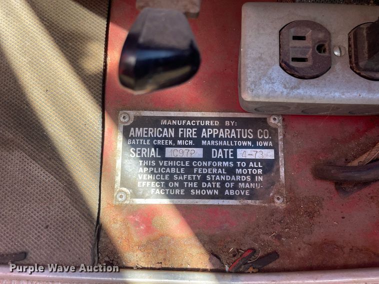 image for item MA9966 1973 Ford F750  pumper fire truck
