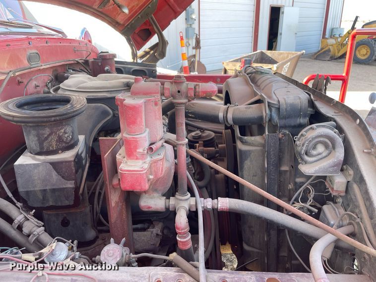 image for item MA9966 1973 Ford F750  pumper fire truck