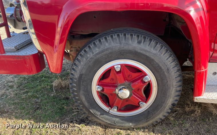 image for item MA9966 1973 Ford F750  pumper fire truck