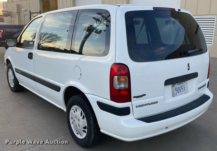 image for item MA9967 1998 Chevrolet Venture  van
