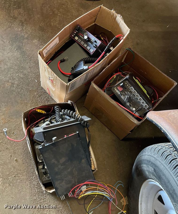 image for item MA9973 Siren controls