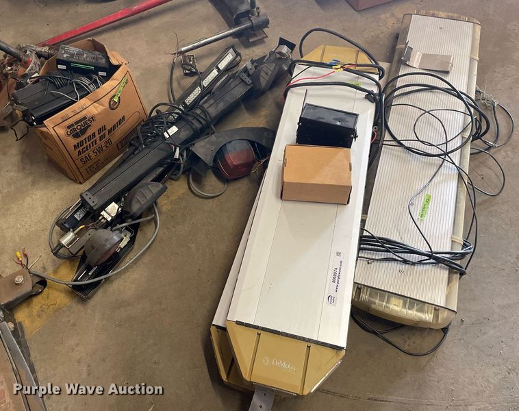 image for item MA9974 Automotive accessories