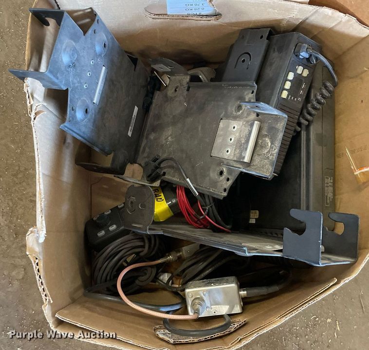 image for item MA9975 Automotive accessories