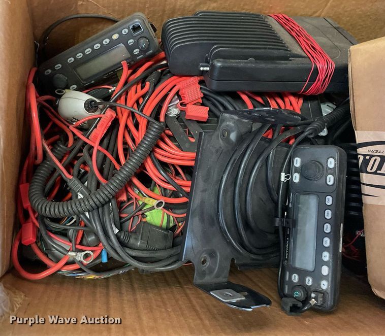 image for item MA9975 Automotive accessories