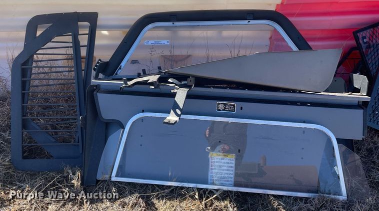 image for item MA9977 Setina  prisoner transport cage