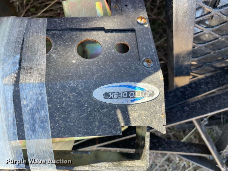 image for item MA9978 Automotive accessories