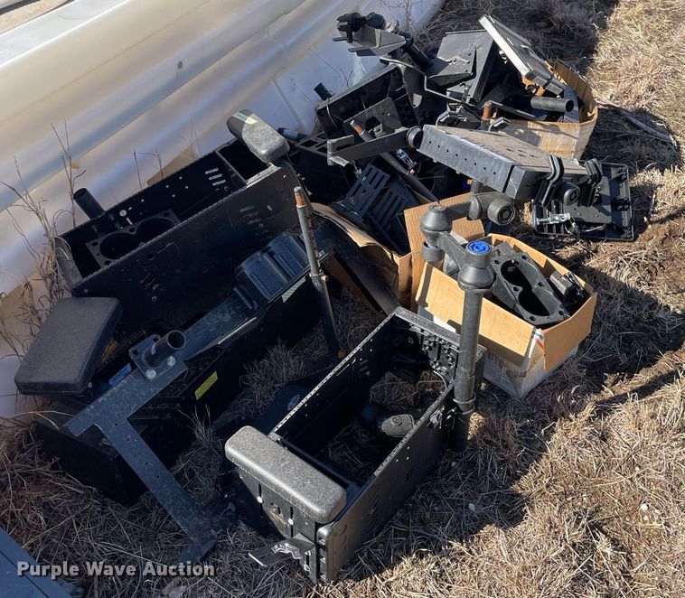 image for item MA9980 Automotive accessories