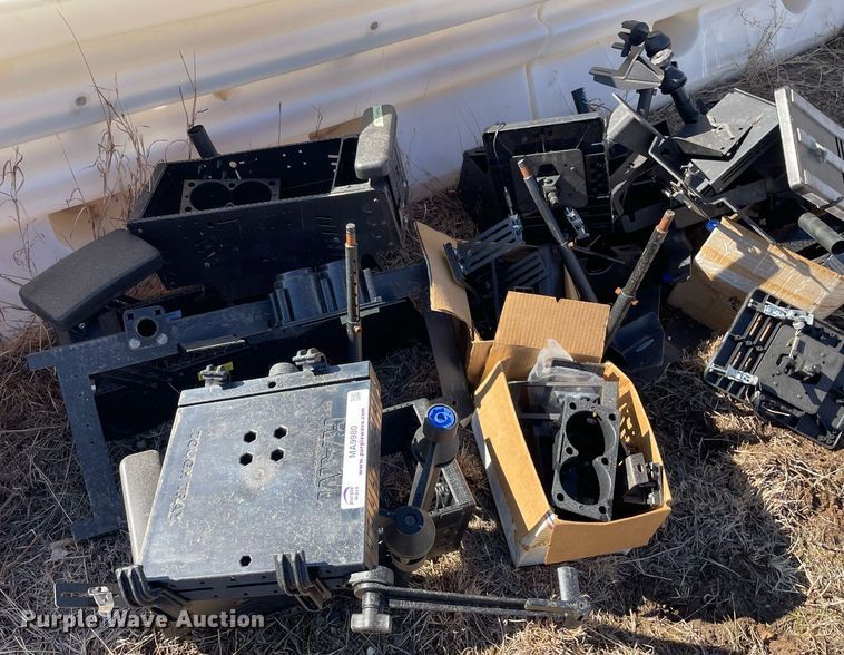 image for item MA9980 Automotive accessories