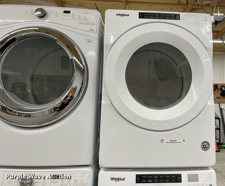 image for item MA9981 (2) Whirlpool washer and dryer sets
