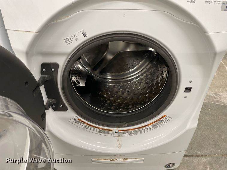 image for item MA9981 (2) Whirlpool washer and dryer sets