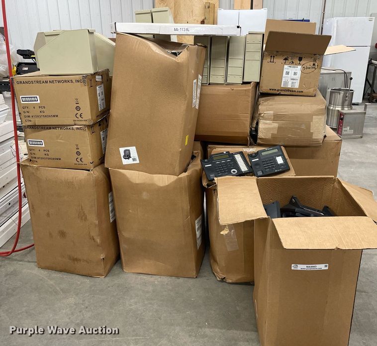 image for item MA9983 Approximately 300 phones