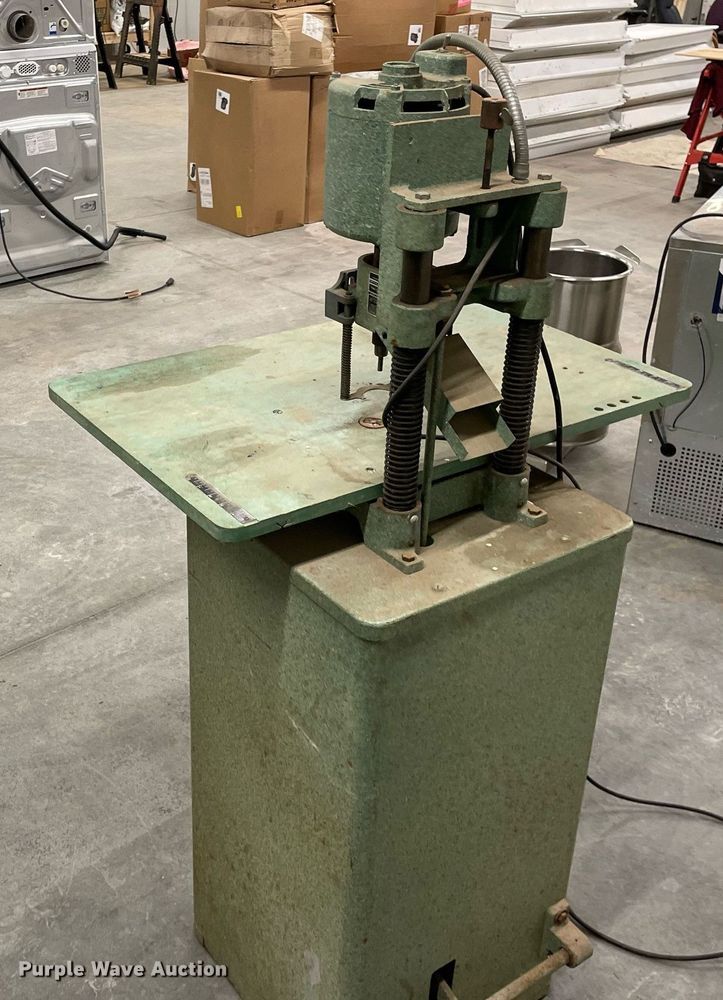 image for item MA9988 Tools