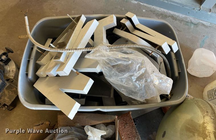 image for item MA9988 Tools