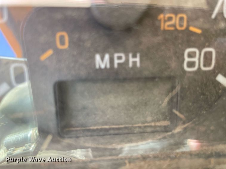 image for item MA9992 2000 Volvo WG  dump truck