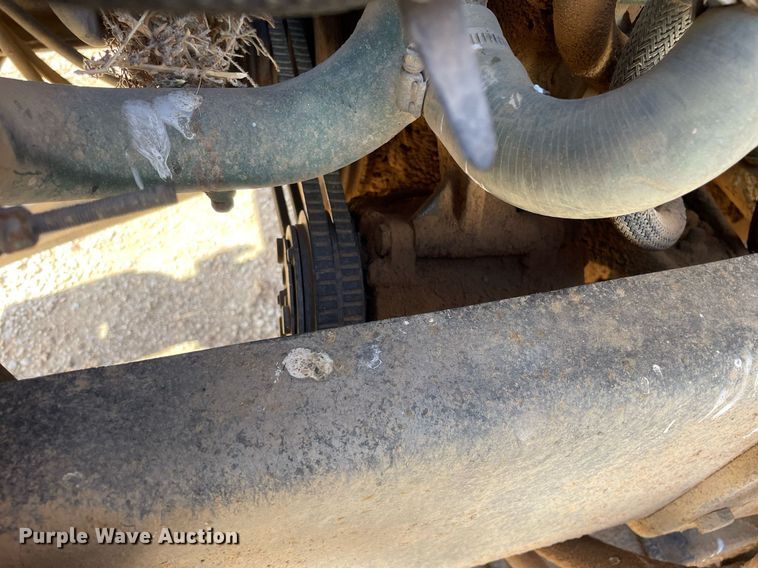 image for item MA9992 2000 Volvo WG  dump truck