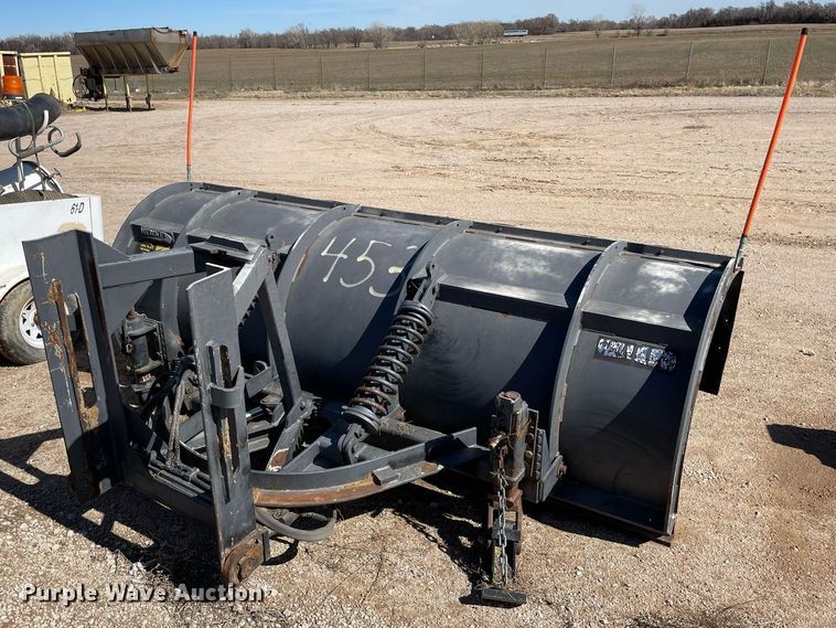 image for item MA9992 2000 Volvo WG  dump truck