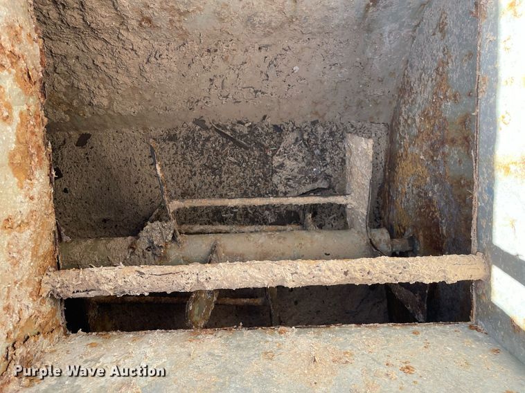 image for item MA9993 2006 Kincaid 1200 Pro Series  hydroseeder