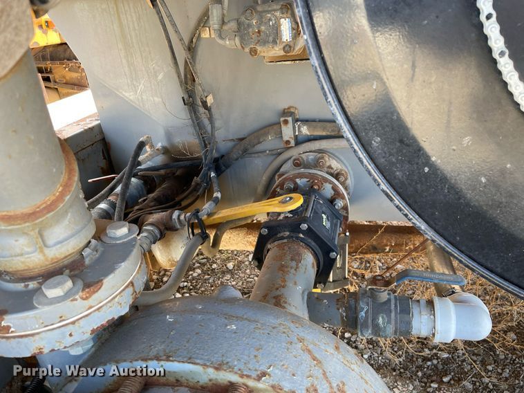 image for item MA9993 2006 Kincaid 1200 Pro Series  hydroseeder