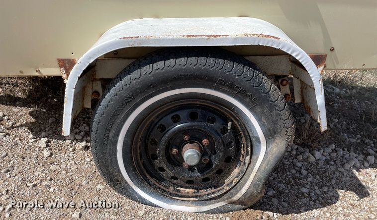 image for item MA9995 1998 Ingersoll Rand 185  air compressor