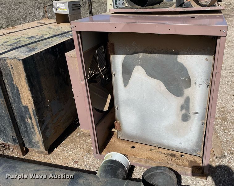 image for item MA9996 Reznor RA350  heater