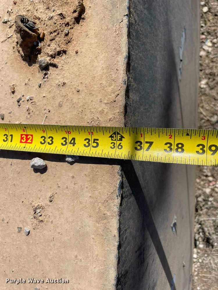 image for item MA9996 Reznor RA350  heater