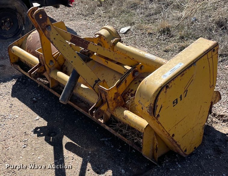 image for item MB9001 Ford 917  flail mower