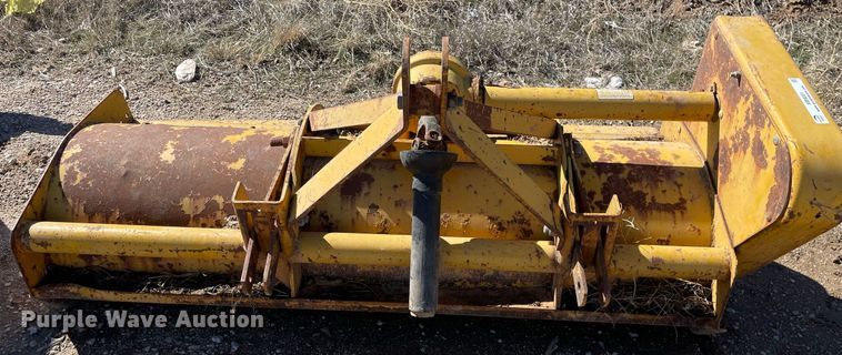 image for item MB9001 Ford 917  flail mower