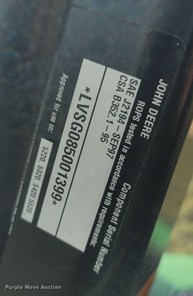 image for item MB9783 2003 John Deere 5220  tractor