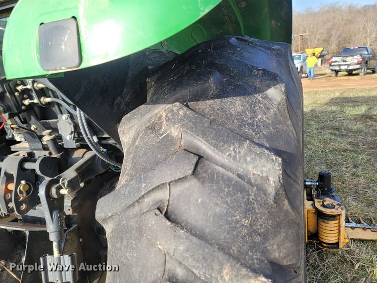 image for item MB9783 2003 John Deere 5220  tractor