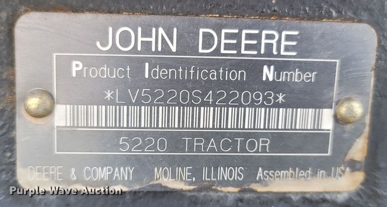 image for item MB9783 2003 John Deere 5220  tractor