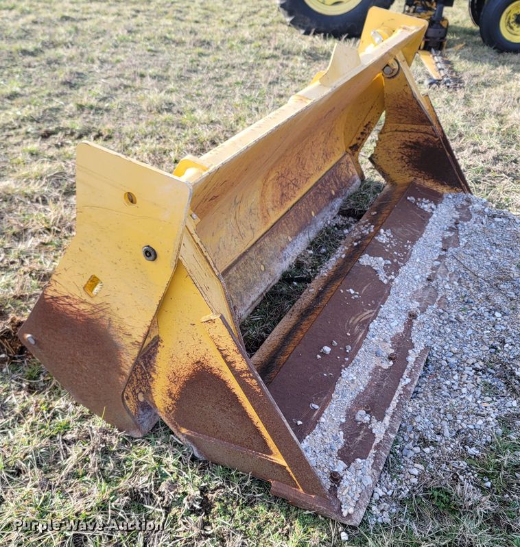 image for item MB9784 John Deere AT447279  4-in-1 bucket