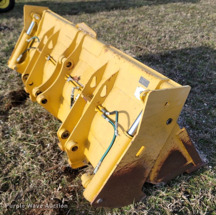 image for item MB9784 John Deere AT447279  4-in-1 bucket