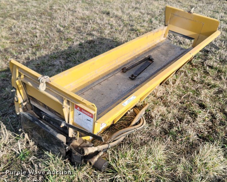 image for item MB9785 Hi-way TGC18  feeder box