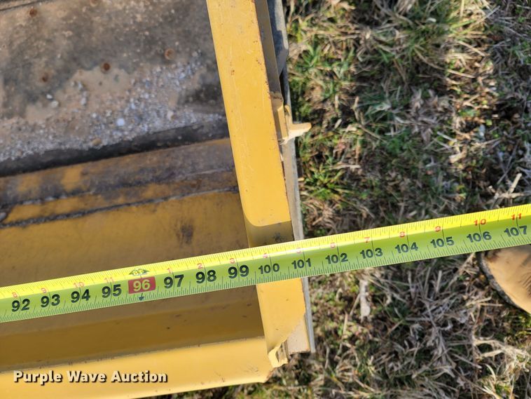 image for item MB9785 Hi-way TGC18  feeder box