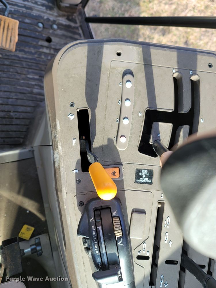 image for item MB9786 2008 John Deere 6430  tractor