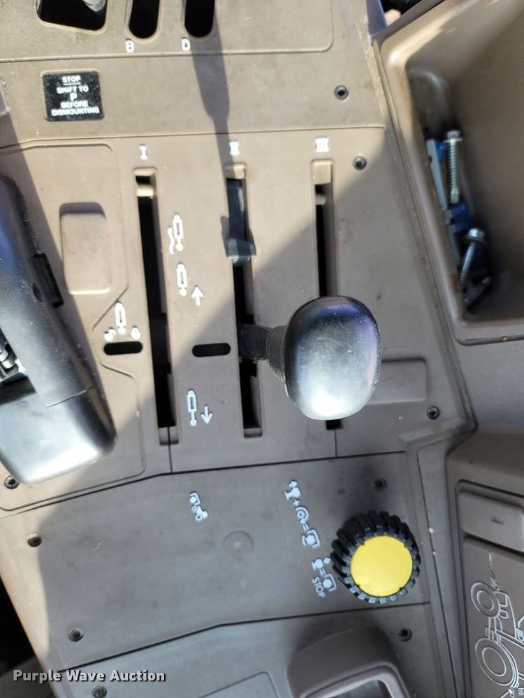 image for item MB9786 2008 John Deere 6430  tractor