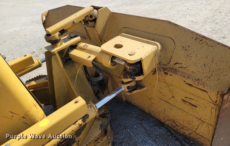 image for item MB9788 2005 Caterpillar D3GXL  dozer