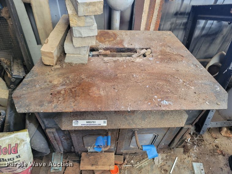 image for item MB9791 Wood burning stove