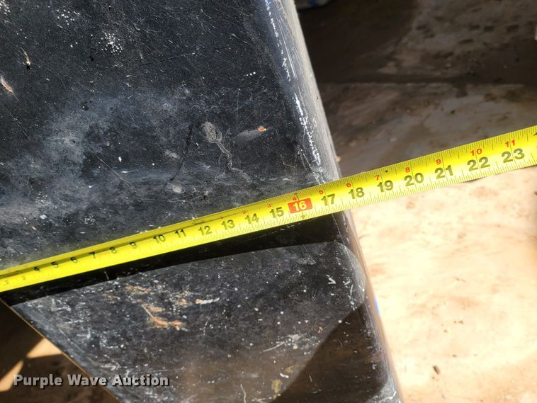 image for item MB9792 Toolboxes