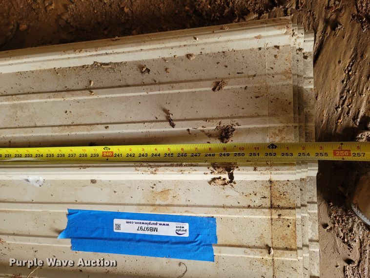 image for item MB9797 Metal siding/roofing