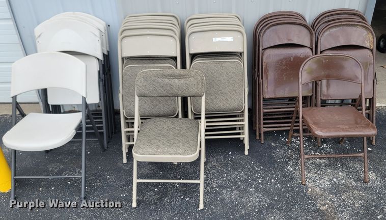 image for item MB9801 (30) folding chairs