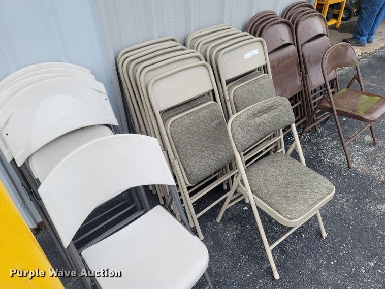 image for item MB9801 (30) folding chairs