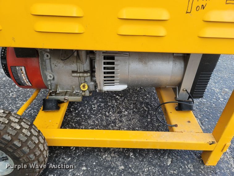 image for item MB9803 Titan 7000  generator