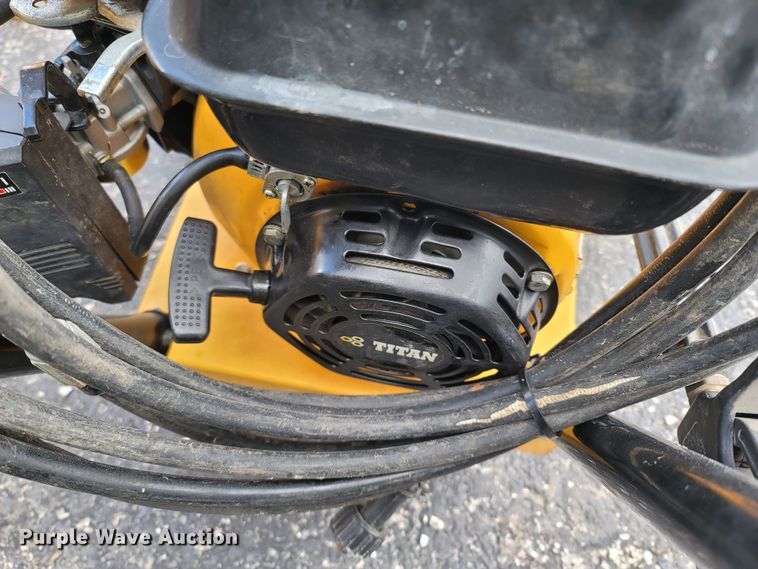 image for item MB9803 Titan 7000  generator