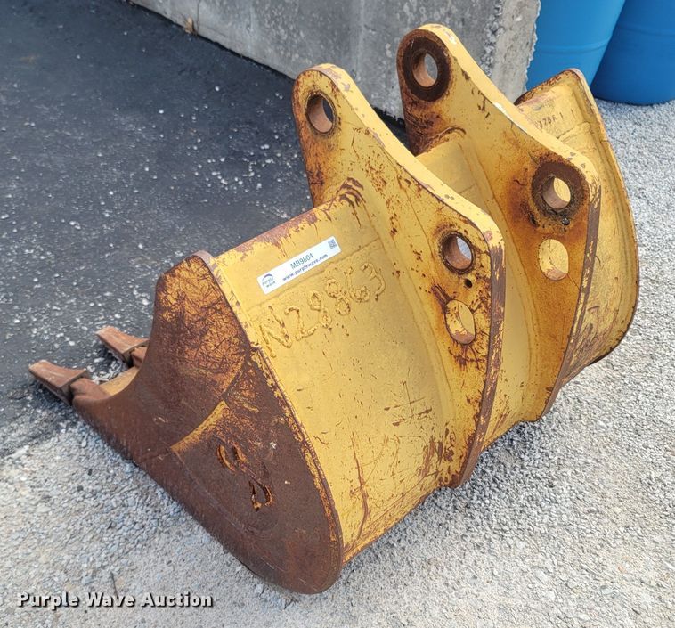 image for item MB9804 CP 36049 Deere-310SG  backhoe bucket