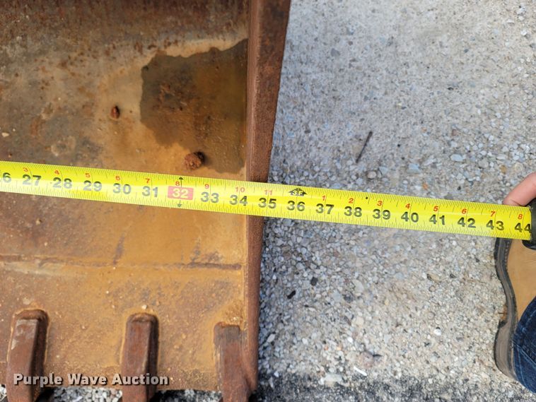 image for item MB9804 CP 36049 Deere-310SG  backhoe bucket