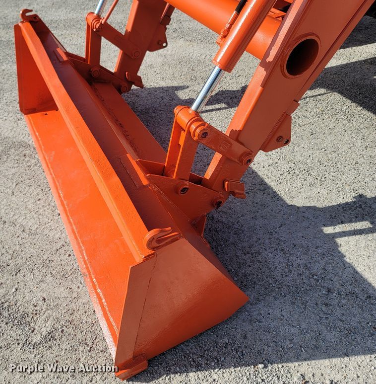 image for item MB9807 Kubota L4740D  MFWD tractor